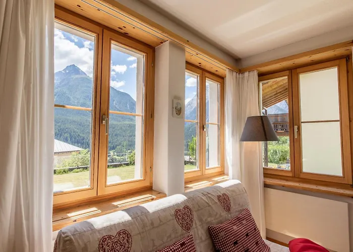 Chasa Val 735 Apartment Scuol